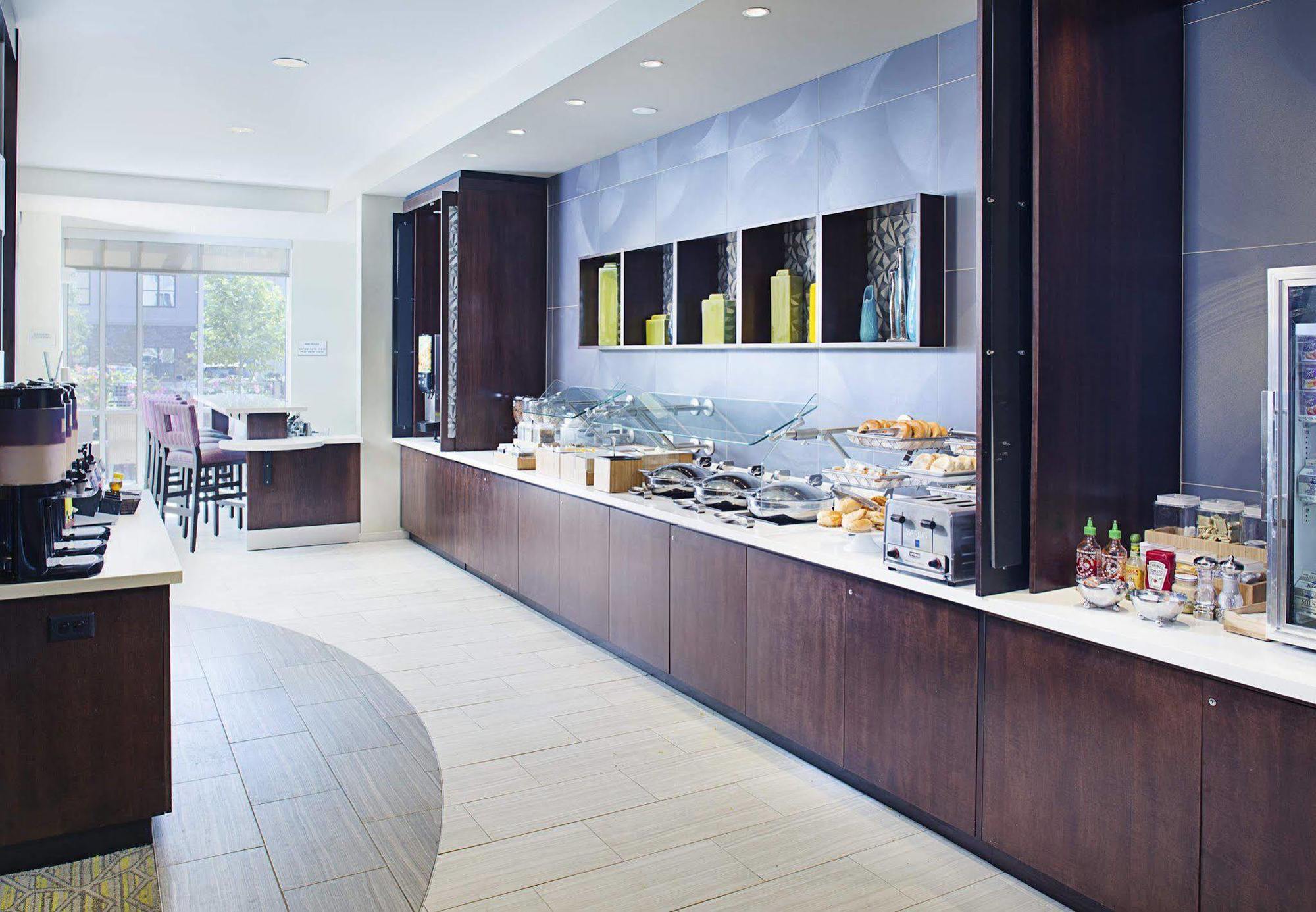Springhill Suites By Marriott Carle Place Garden City Экстерьер фото